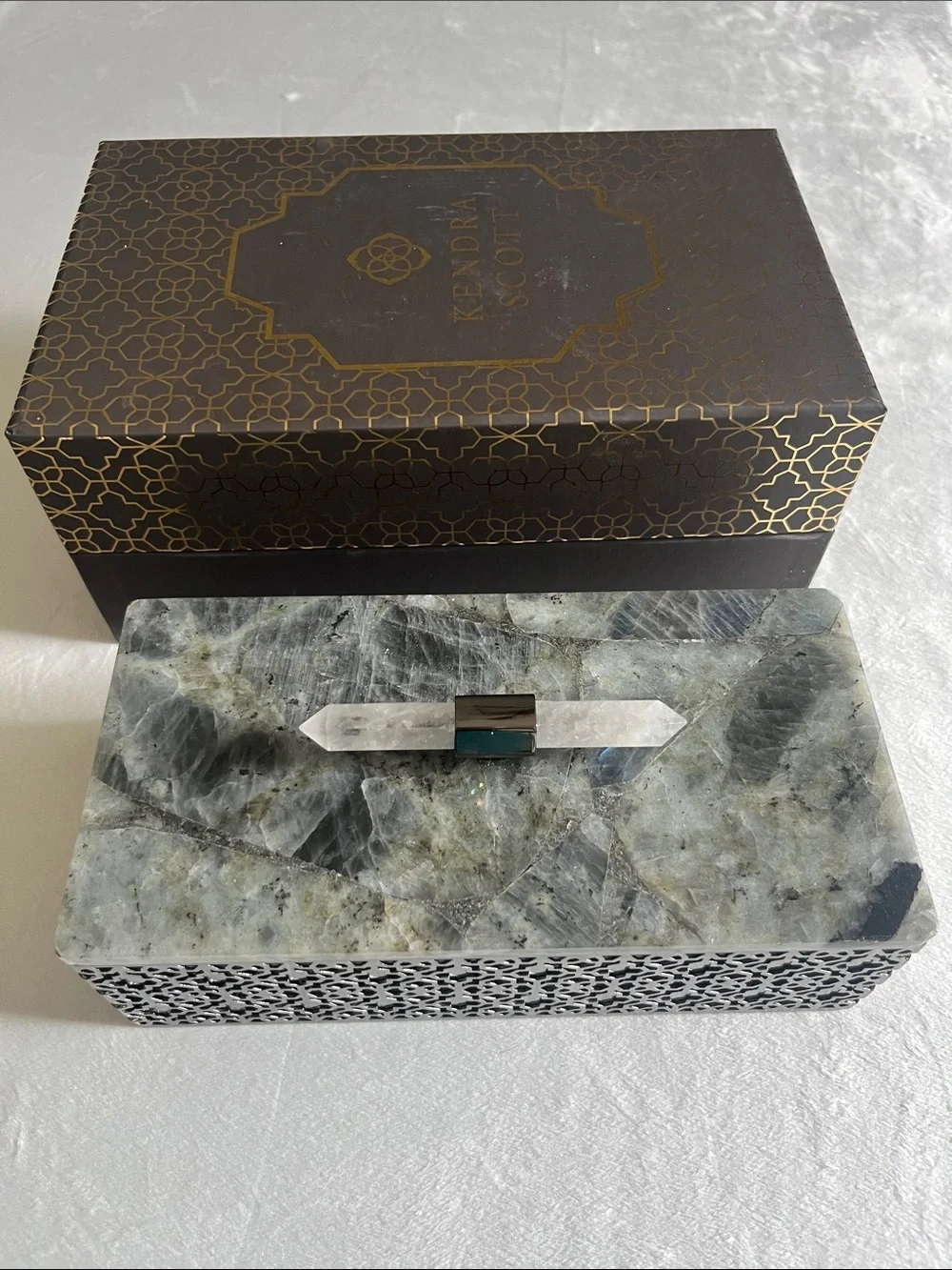 Kendra Scott storage box